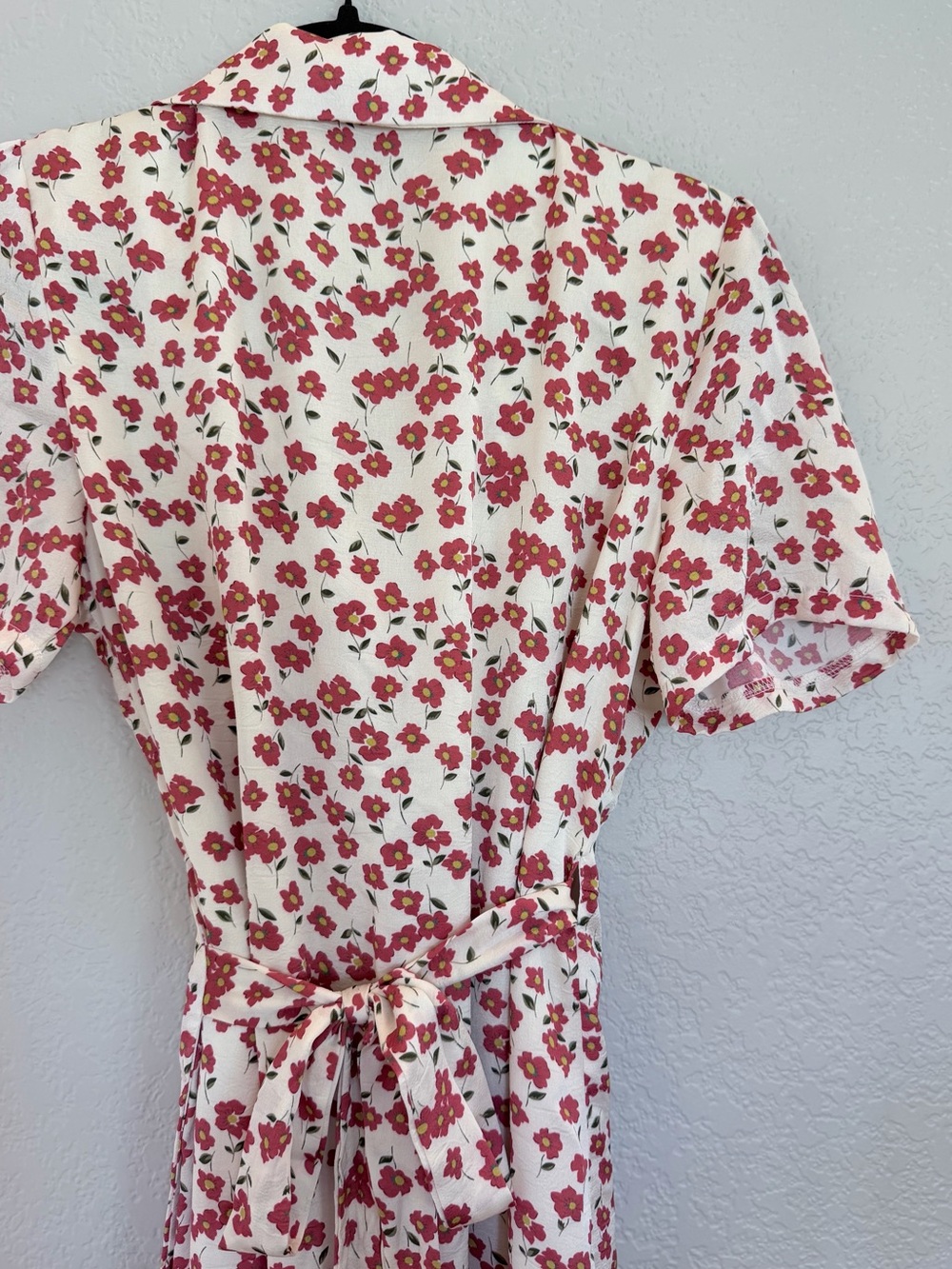 Cream & Red Ditsy Floral Wrap Midi Dress - Size small - Picture 5 of 7